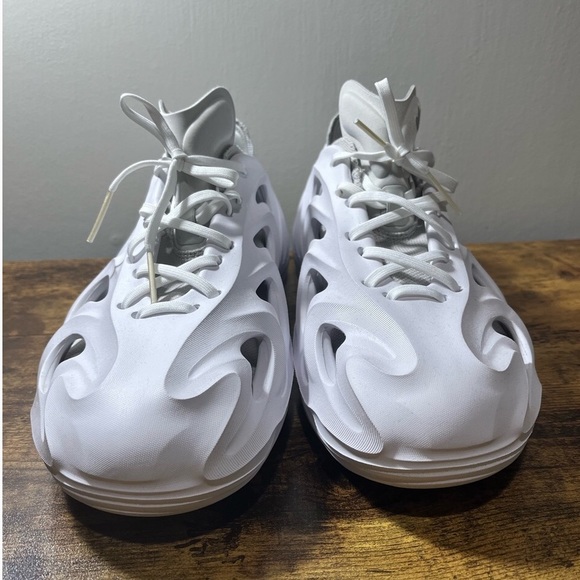 🛑SOLD🛑Adidas Adifom Quake almost new! - Picture 3 of 6